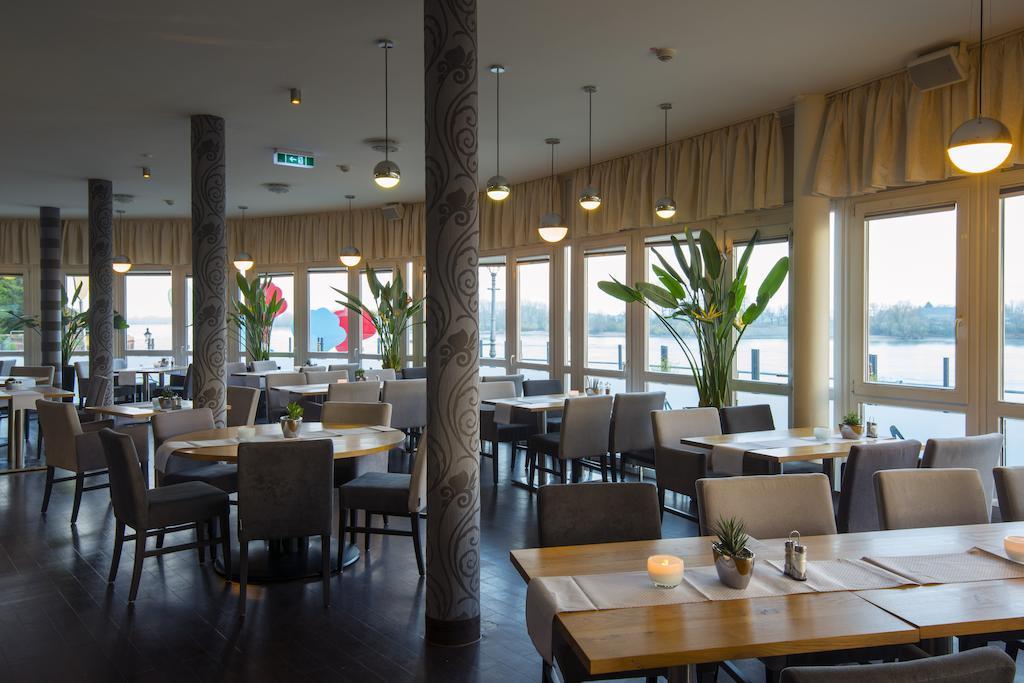 Hotel Rheinpark Rees Esterno foto
